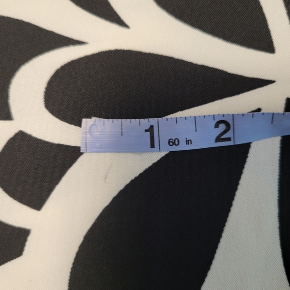 AB Studio Black & Ivory Shift Dress, size 10 - Picture 15 of 16